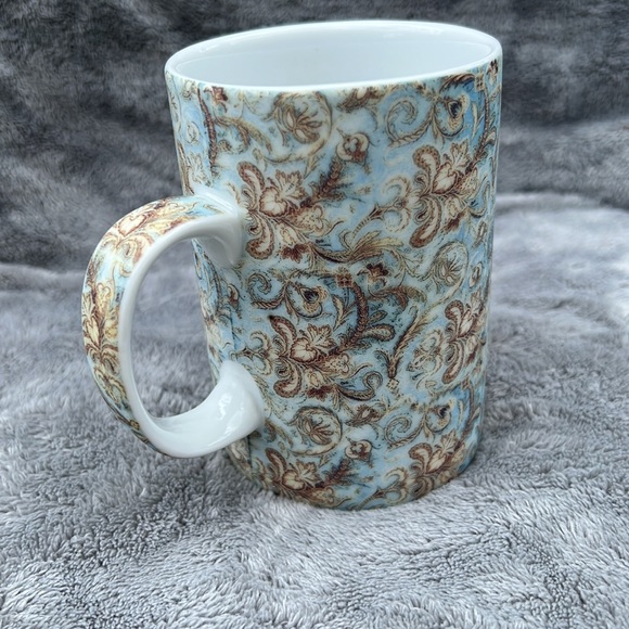 Cup - Picture 2 of 6